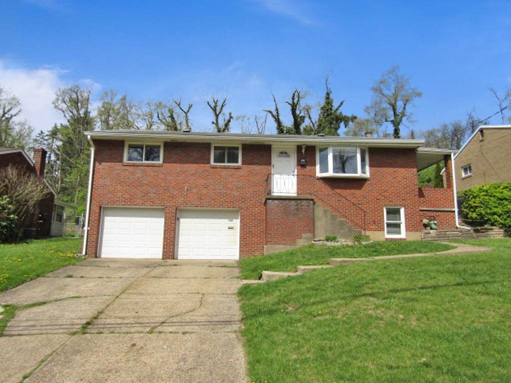 745 Shadyside Dr - Photo 1