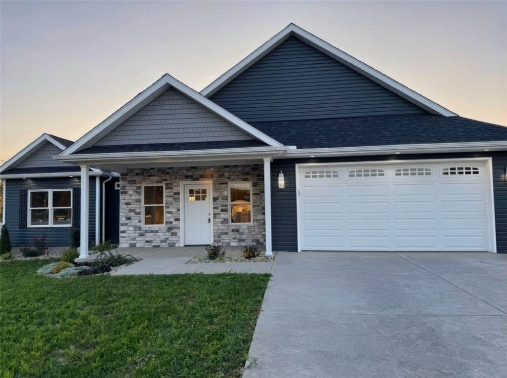 3 Vincent Dr - Photo 1