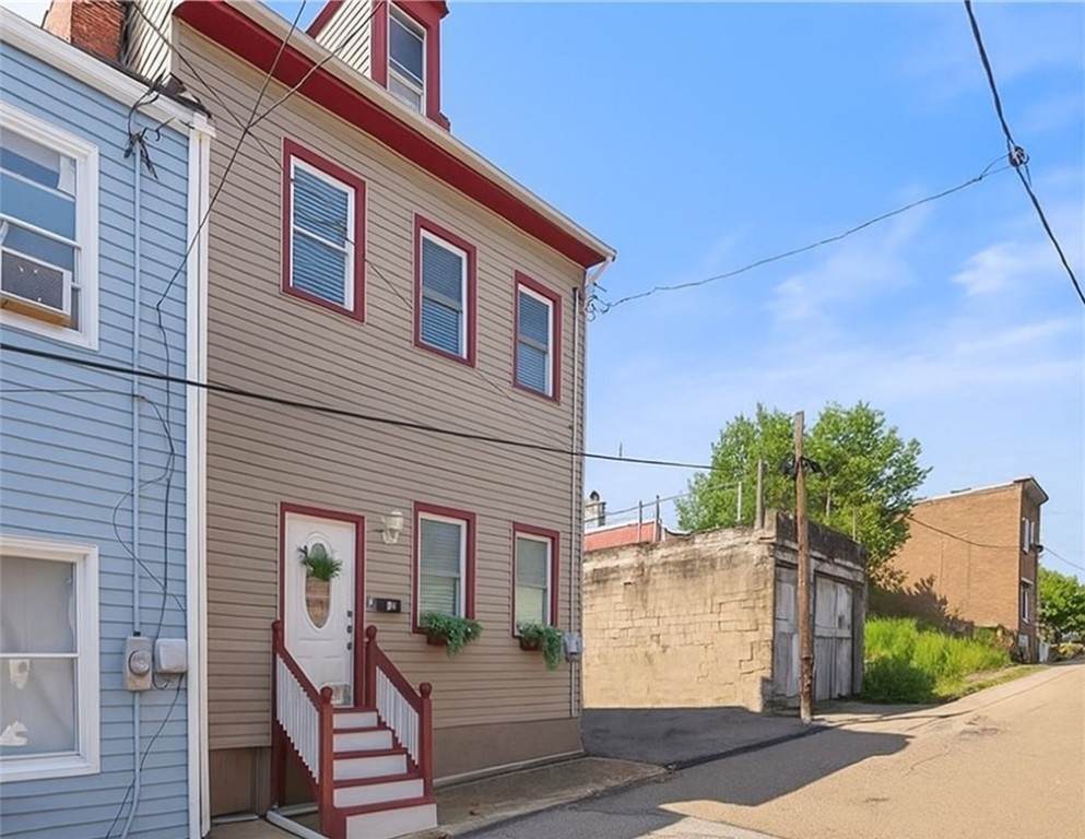 841 Blossom Way - Photo 1