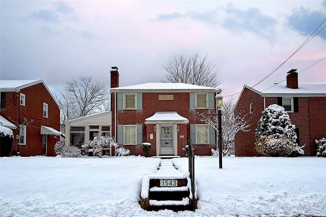 1543 2nd St - Photo 1