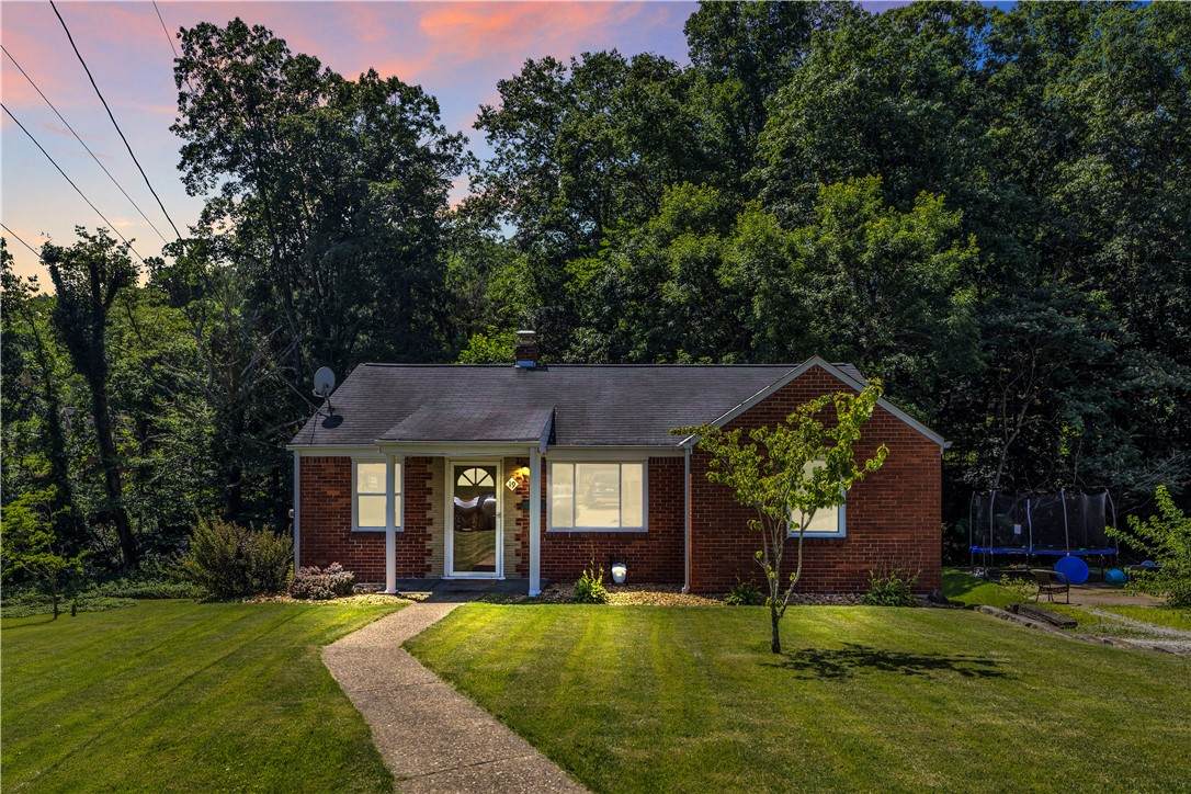 19 Forest Ave - Photo 1