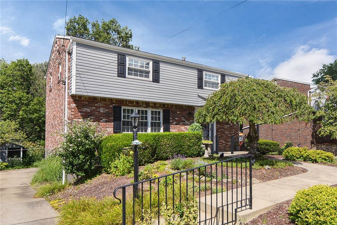 524 Rainier Dr - Photo 1