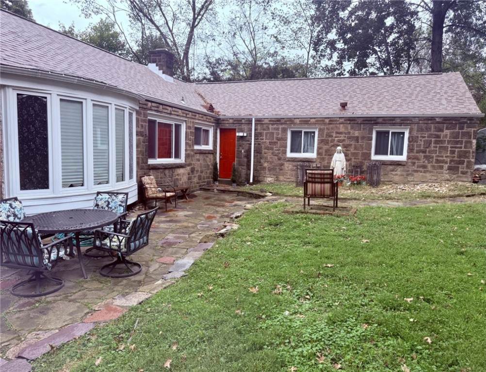 1730 Graham Blvd - Photo 1
