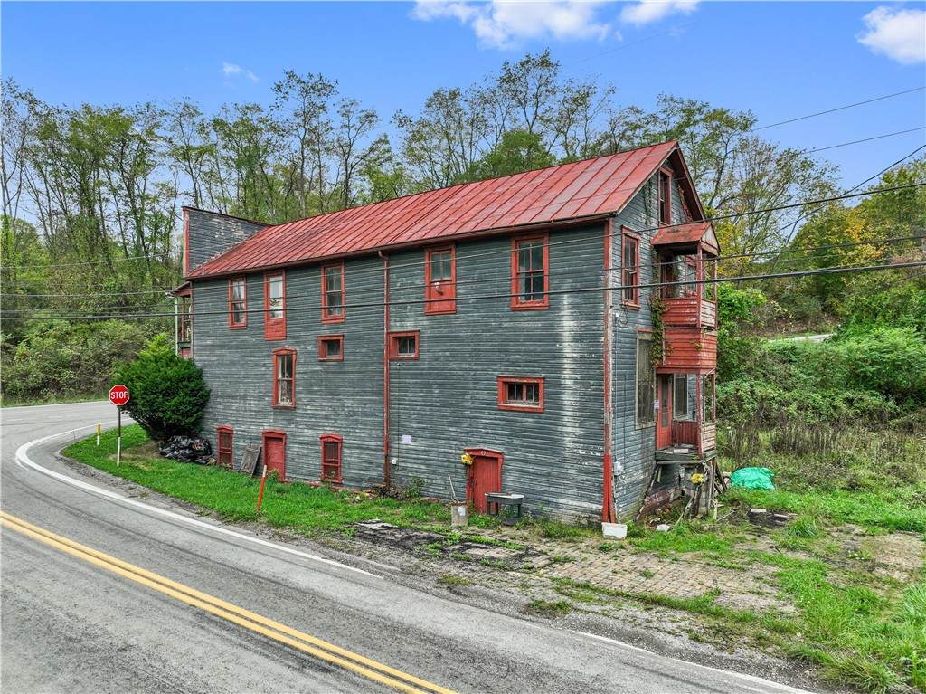 605 Lone Pine Road - Photo 1