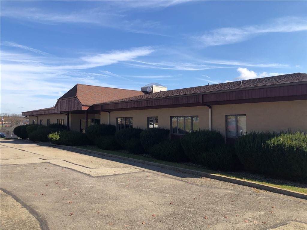25 Highland Park Drive Suite 203 - Photo 1