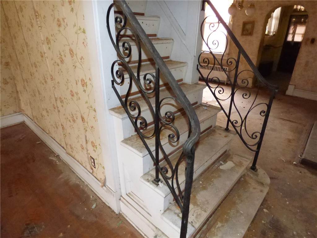 https://bt-photos.global.ssl.fastly.net/pittsburgh/orig_boomver_1_1733385-2.jpg