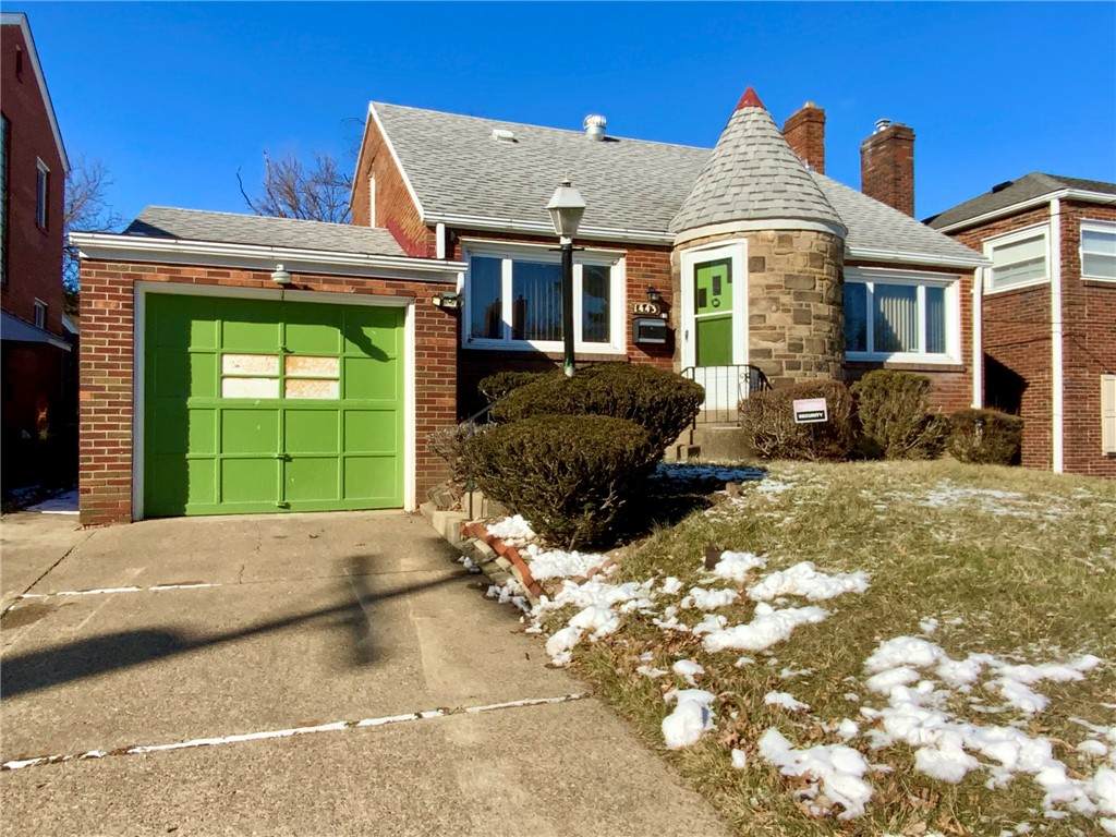1443 Hawthorne - Photo 1