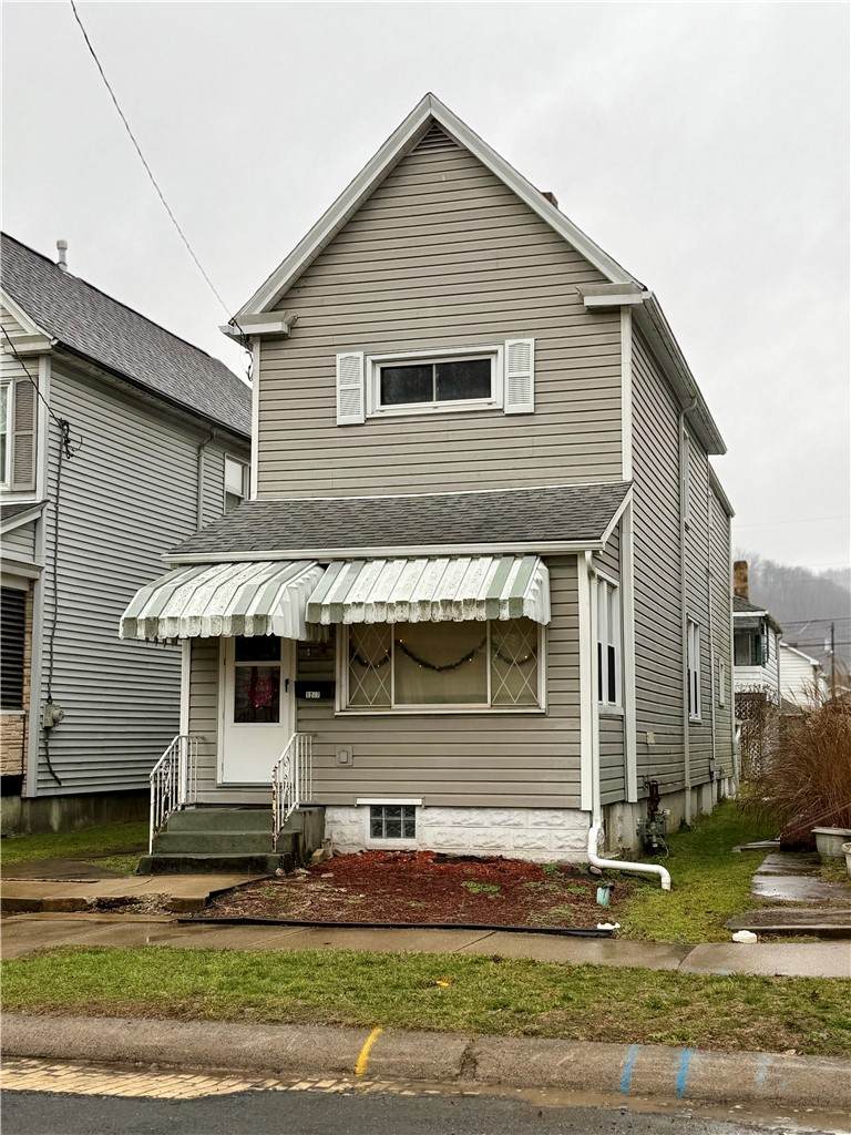 1207 6th Ave - Photo 1