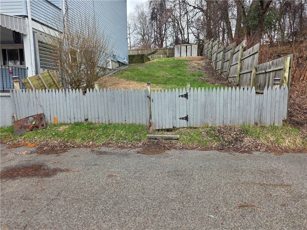 https://bt-photos.global.ssl.fastly.net/pittsburgh/orig_boomver_2_1737422-2.jpg