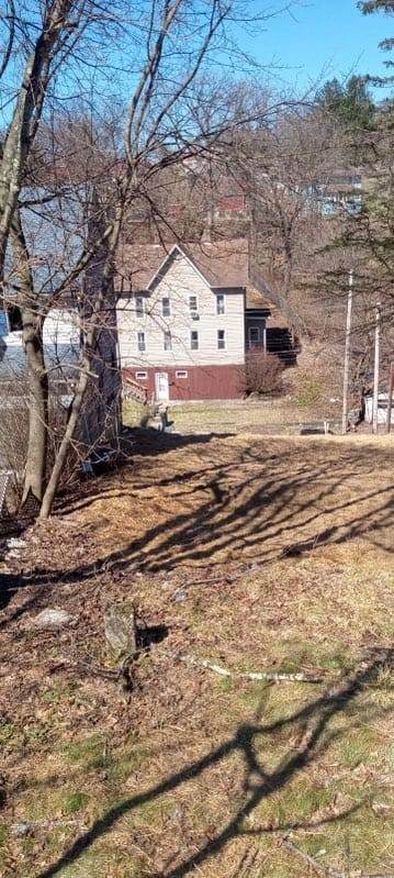 143 Gilbert St - Photo 1