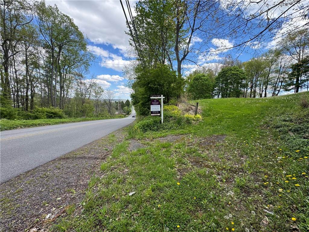 425 Felgar Road - Photo 1