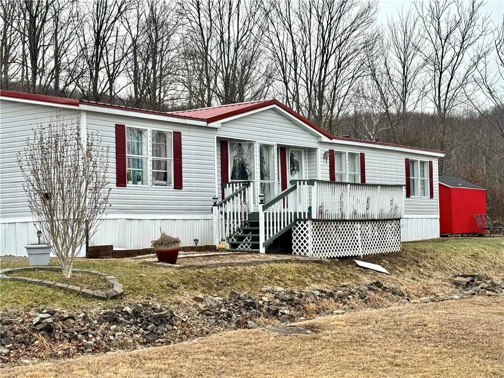 132 Victoria Ln - Photo 1