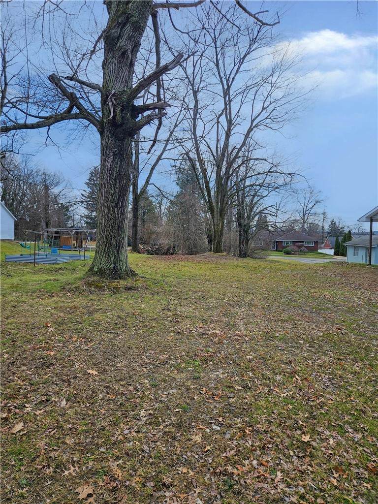132 Northview Ave - Photo 1