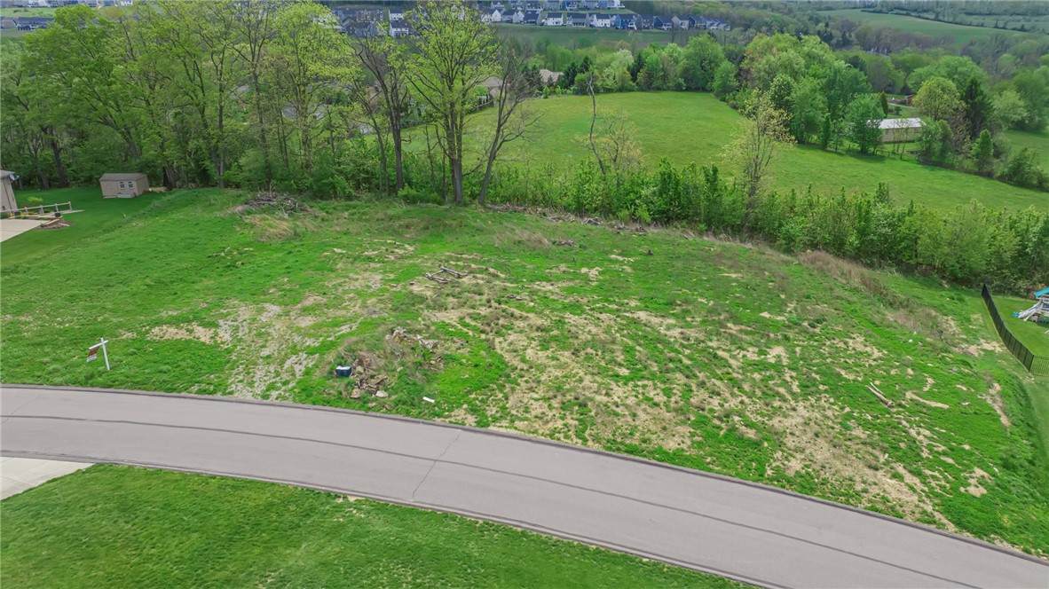 55 Ridgewood Dr - Photo 1