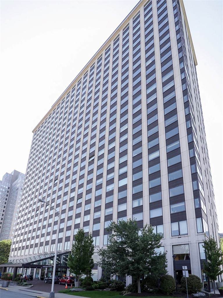 320 Fort Duquesne Blvd - Photo 1