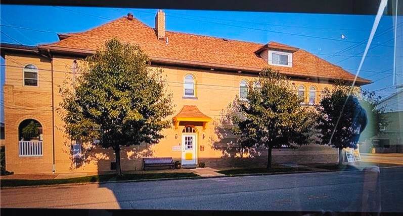 316 Crawford Ave - Photo 1