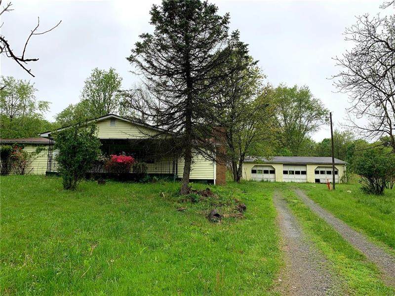 6534 Tuscarawas Rd - Photo 1
