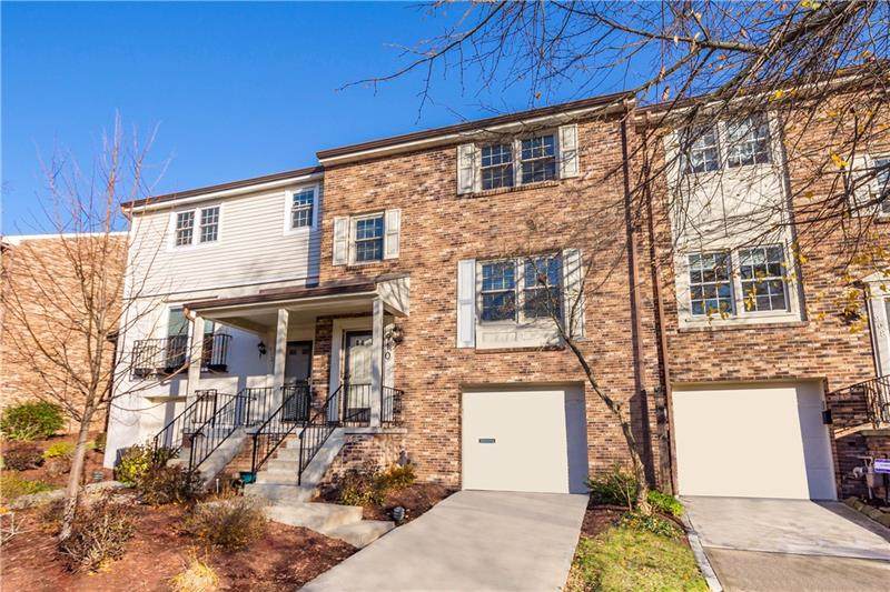 910 River Oaks - Photo 1
