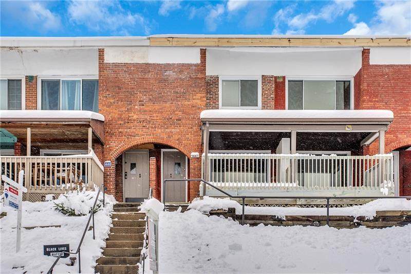 1663 Jancey St - Photo 1