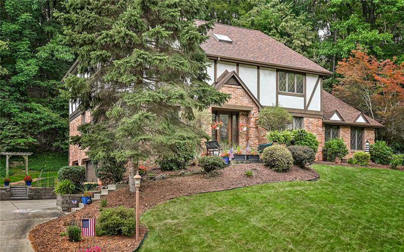 2495 Shadowbrook Drive - Photo 1