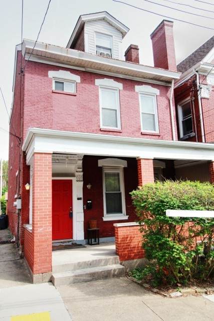 754 Sheridan Ave - Photo 1