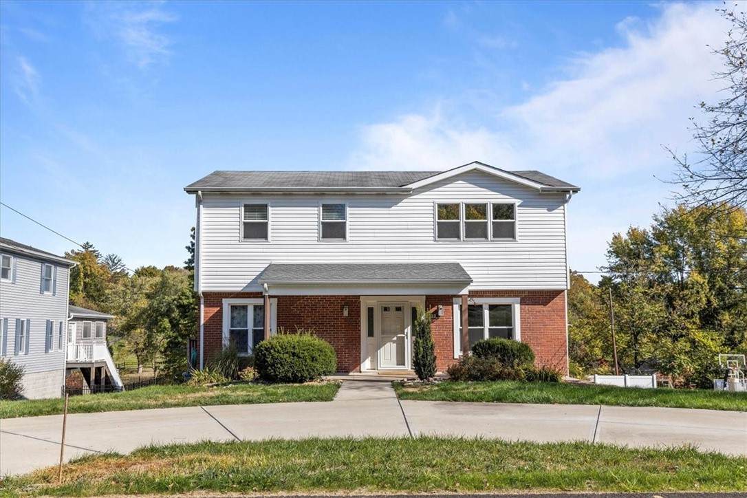 123 Hoover Ln - Photo 1