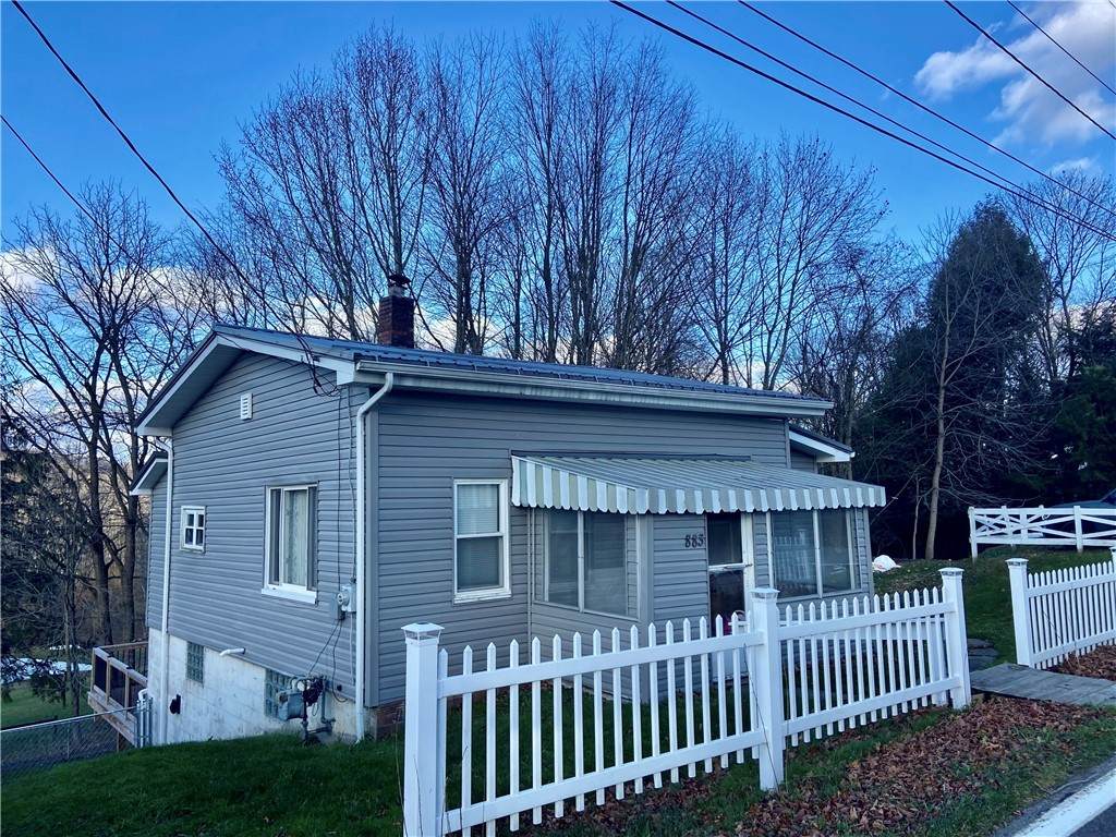 883 Main St - Photo 1