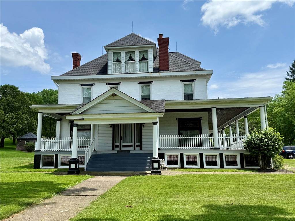 1921 Mcintyre Rd - Photo 1