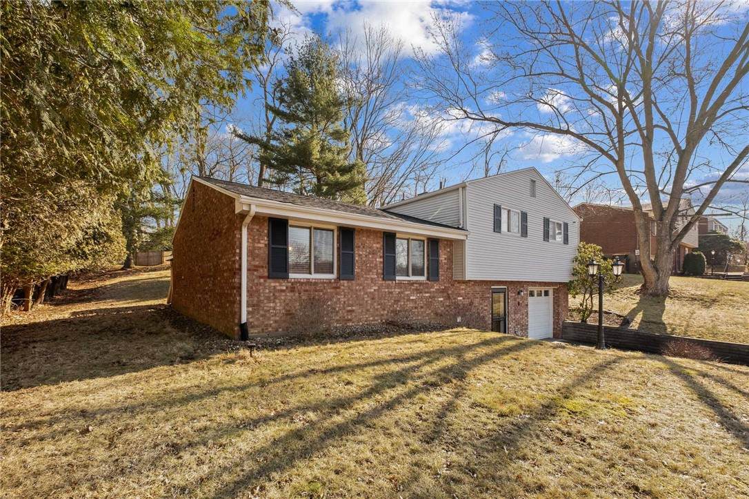 765 Tralee Dr - Photo 1