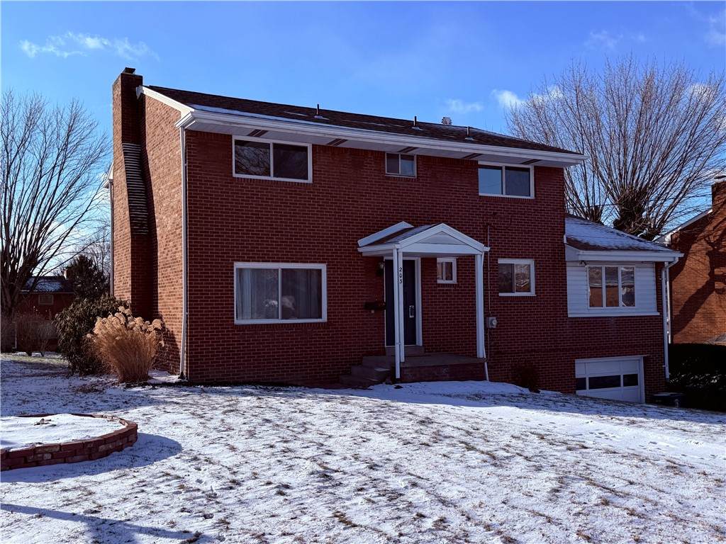 203 Clover Drive - Photo 1