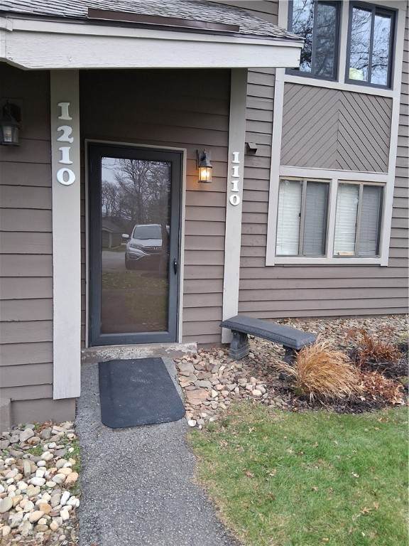 1110 Forbes Lane - Photo 1