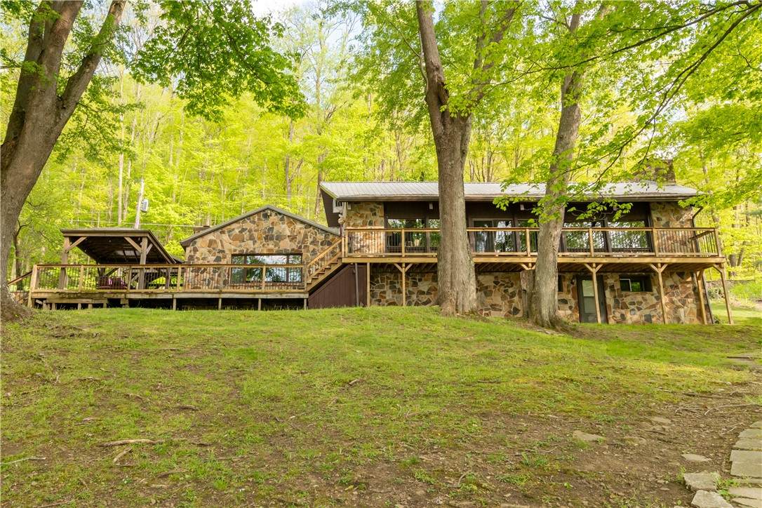 750 Lake Side Rd - Photo 1