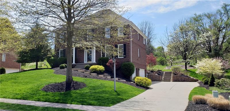 120 Golfview Drive - Photo 1