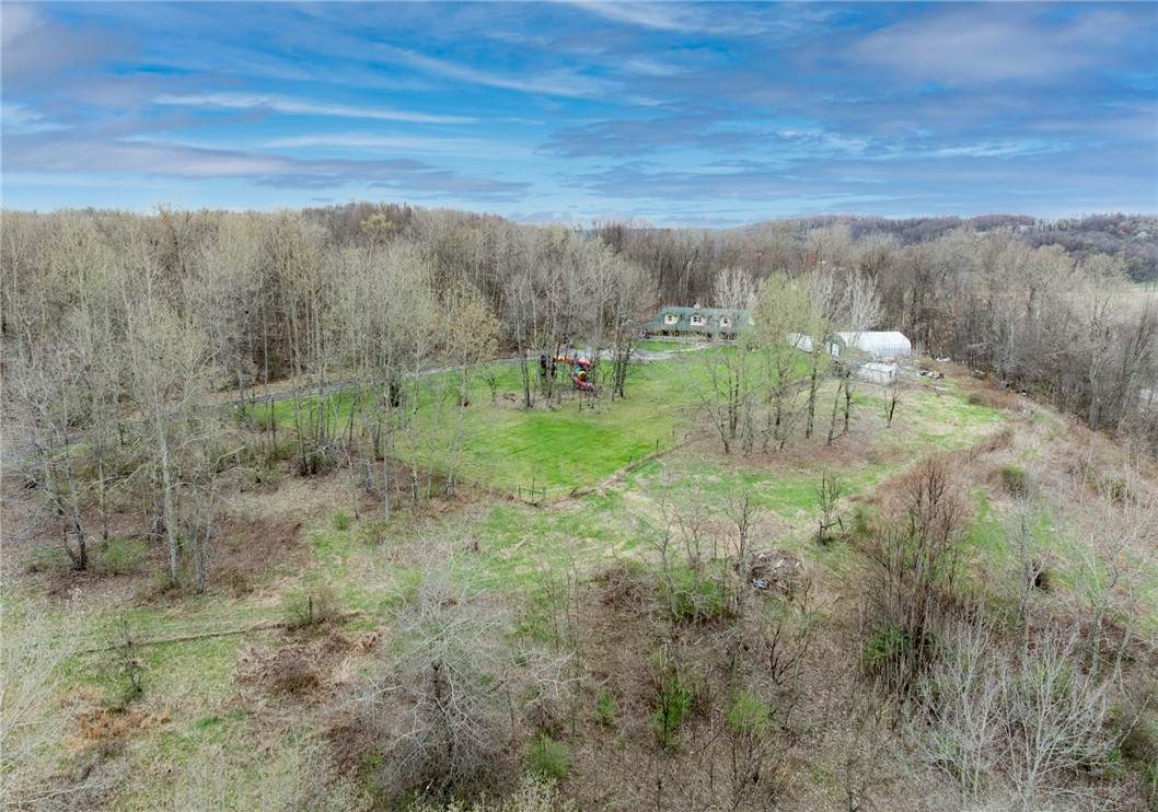 201 Sherwood Dr - Photo 1