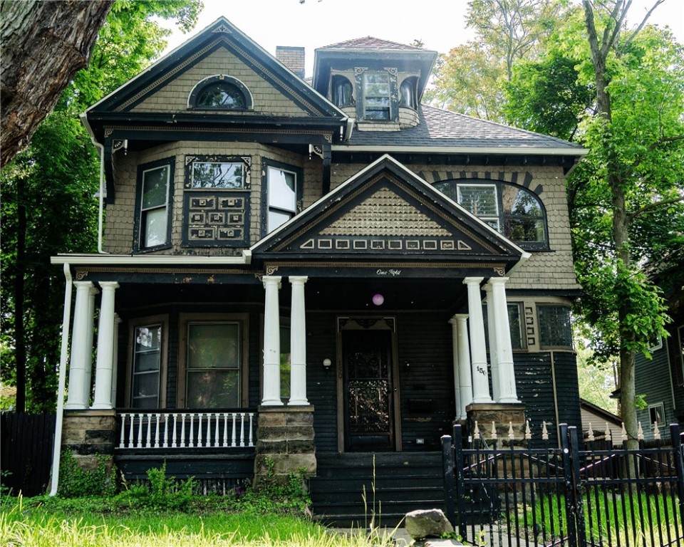 https://bt-photos.global.ssl.fastly.net/pittsburgh/orig_boomver_4_1703546-2.jpg