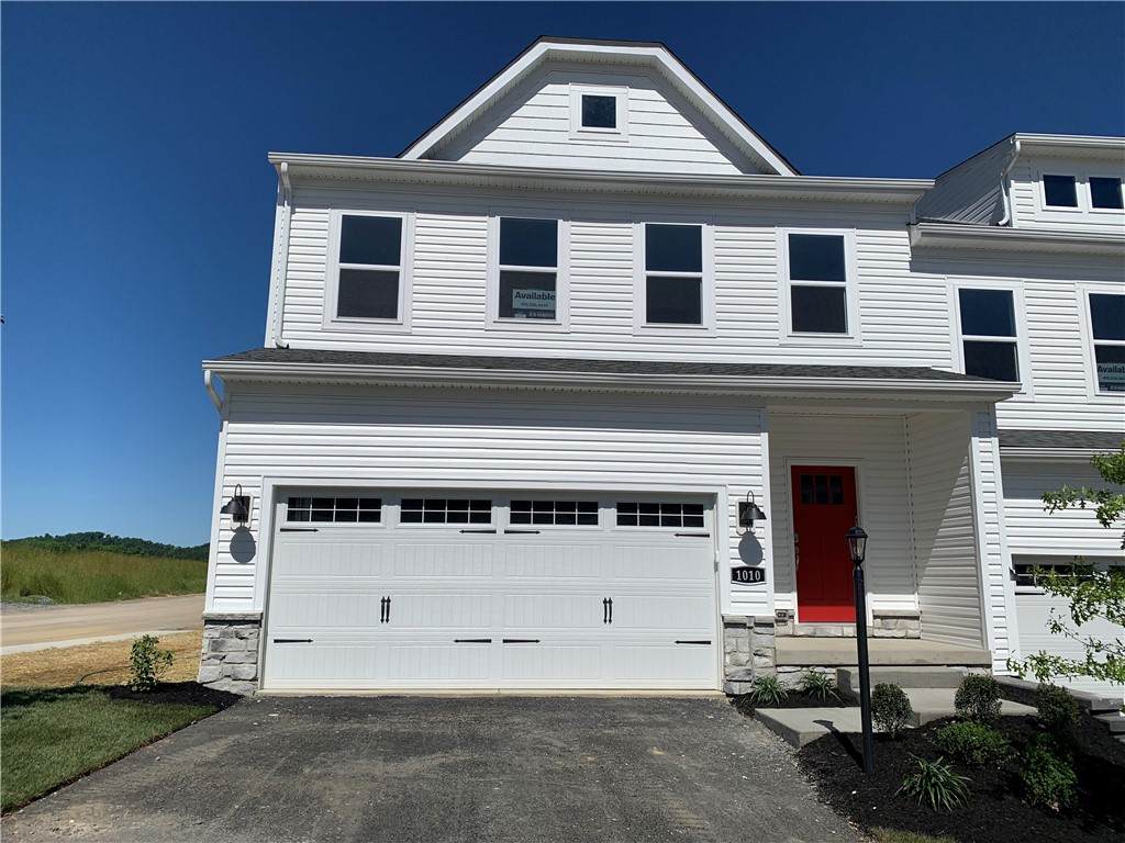 1010 Madisyn Lane - Photo 1