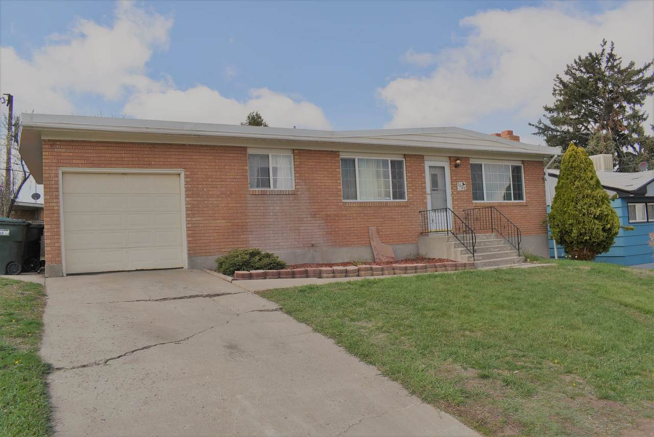 1625 Homer Dr - Photo 1