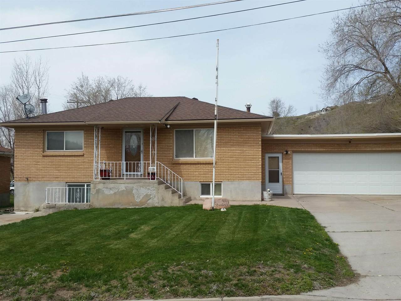 1118 Swisher - Photo 1