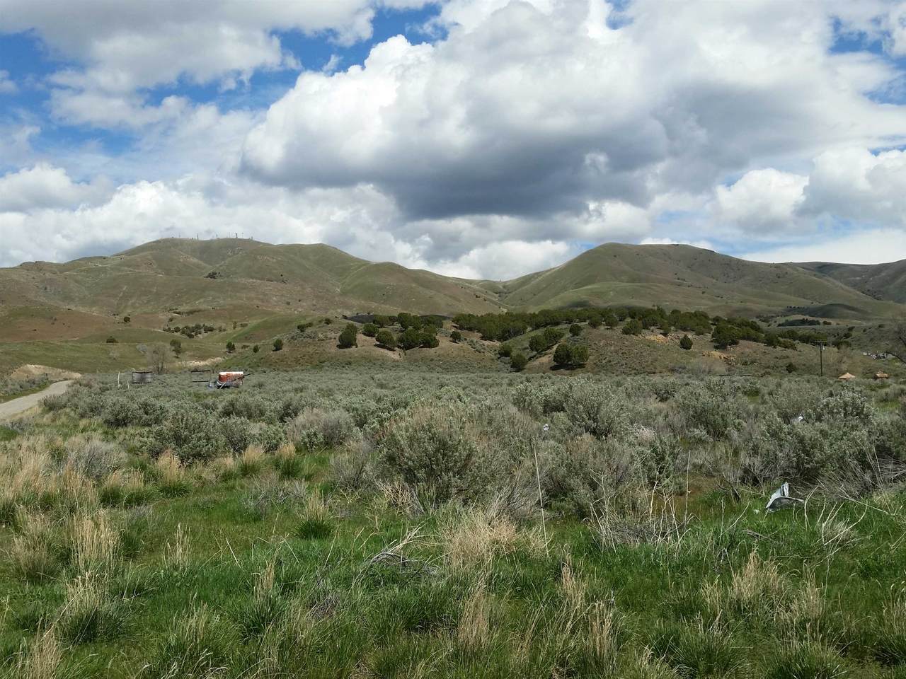 231 ACRES 5TH AVE - Photo 1