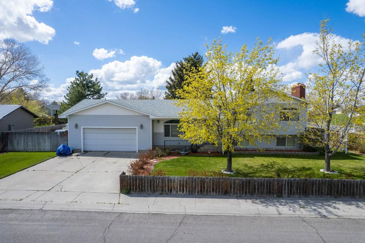 5685 Eden - Photo 1