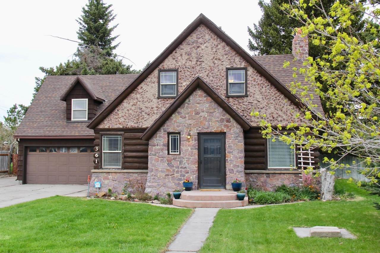 361 Hooper Avenue - Photo 1