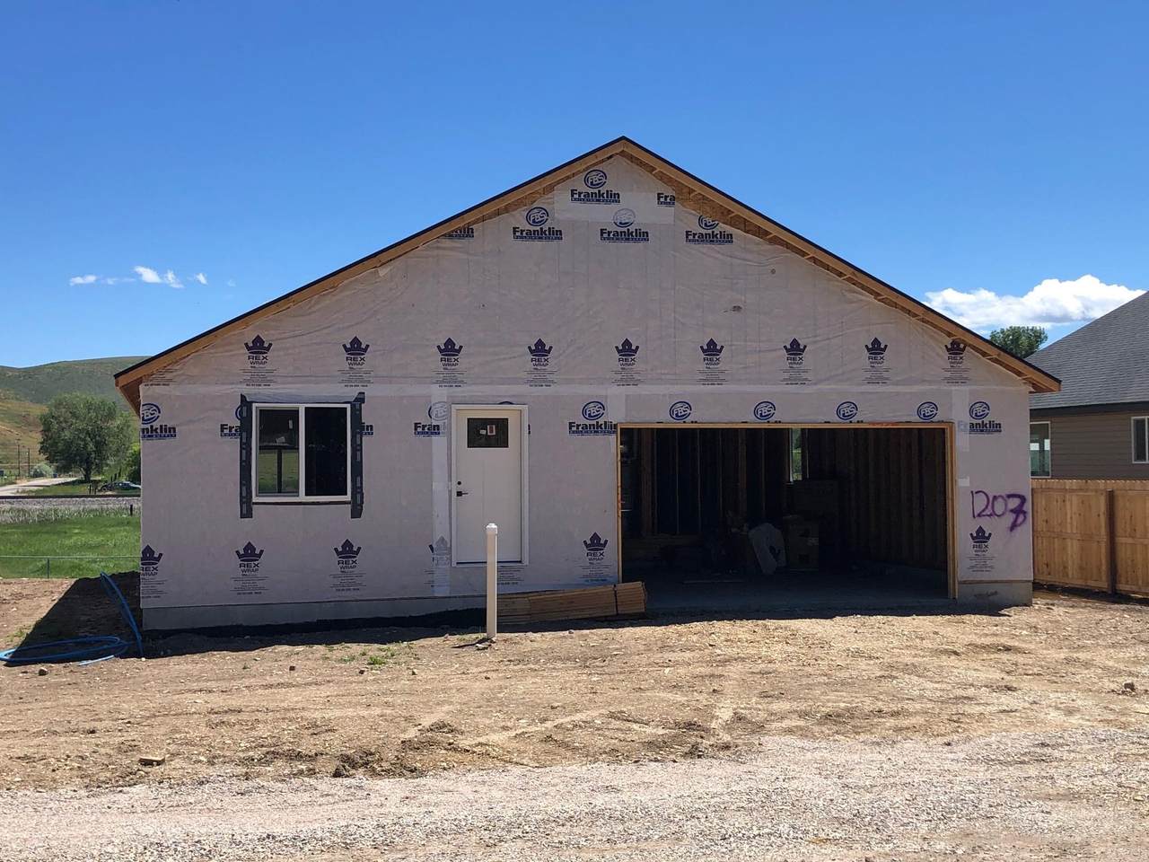 1207 Center - Photo 1