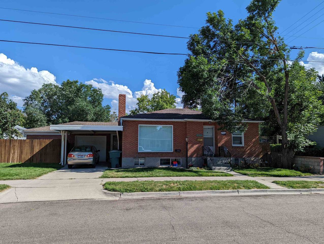 1237 Lewis St - Photo 1