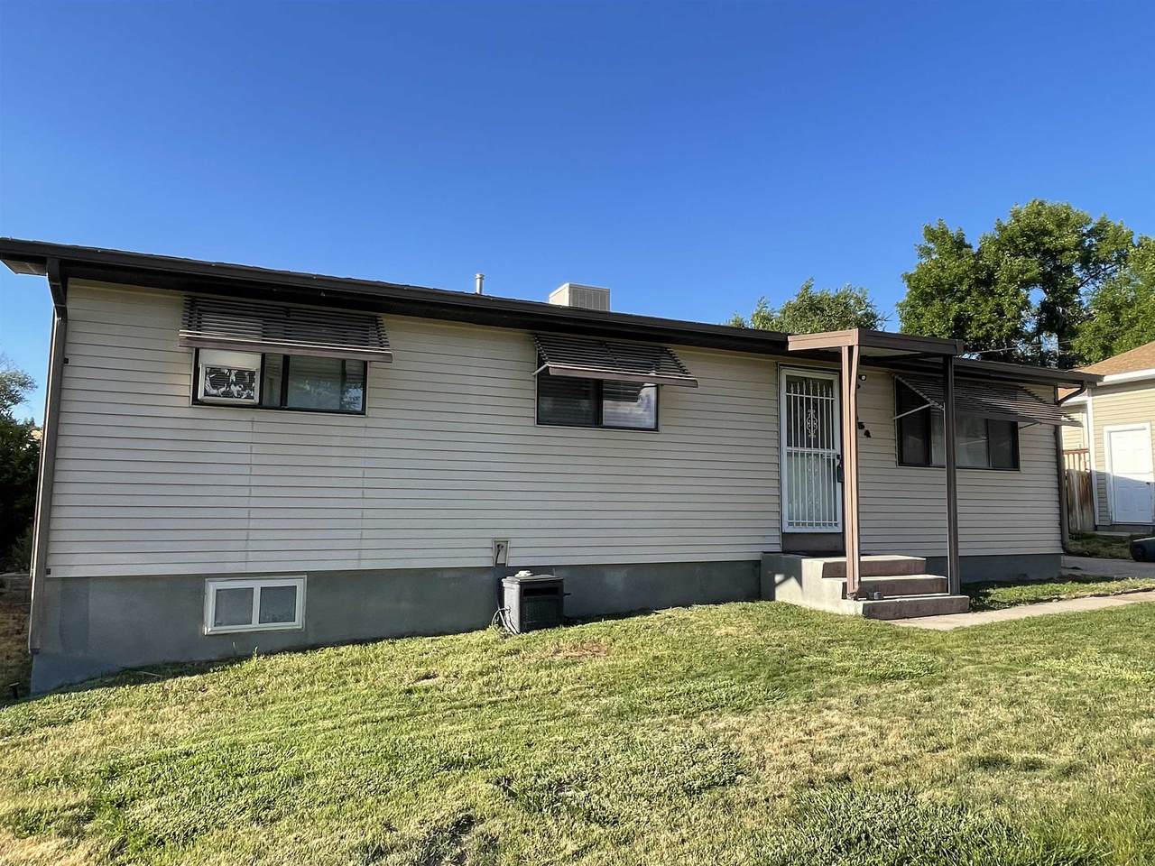 1054 Swisher - Photo 1