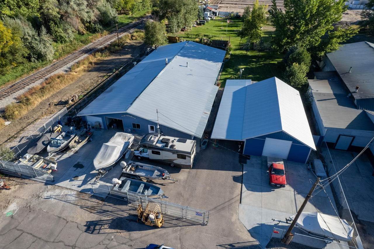 335 Highway Ave - Photo 1