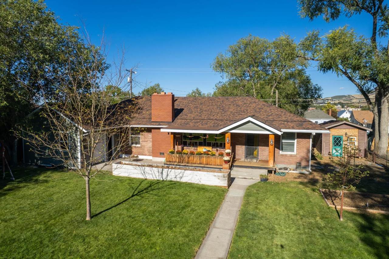 724 Arthur - Photo 1