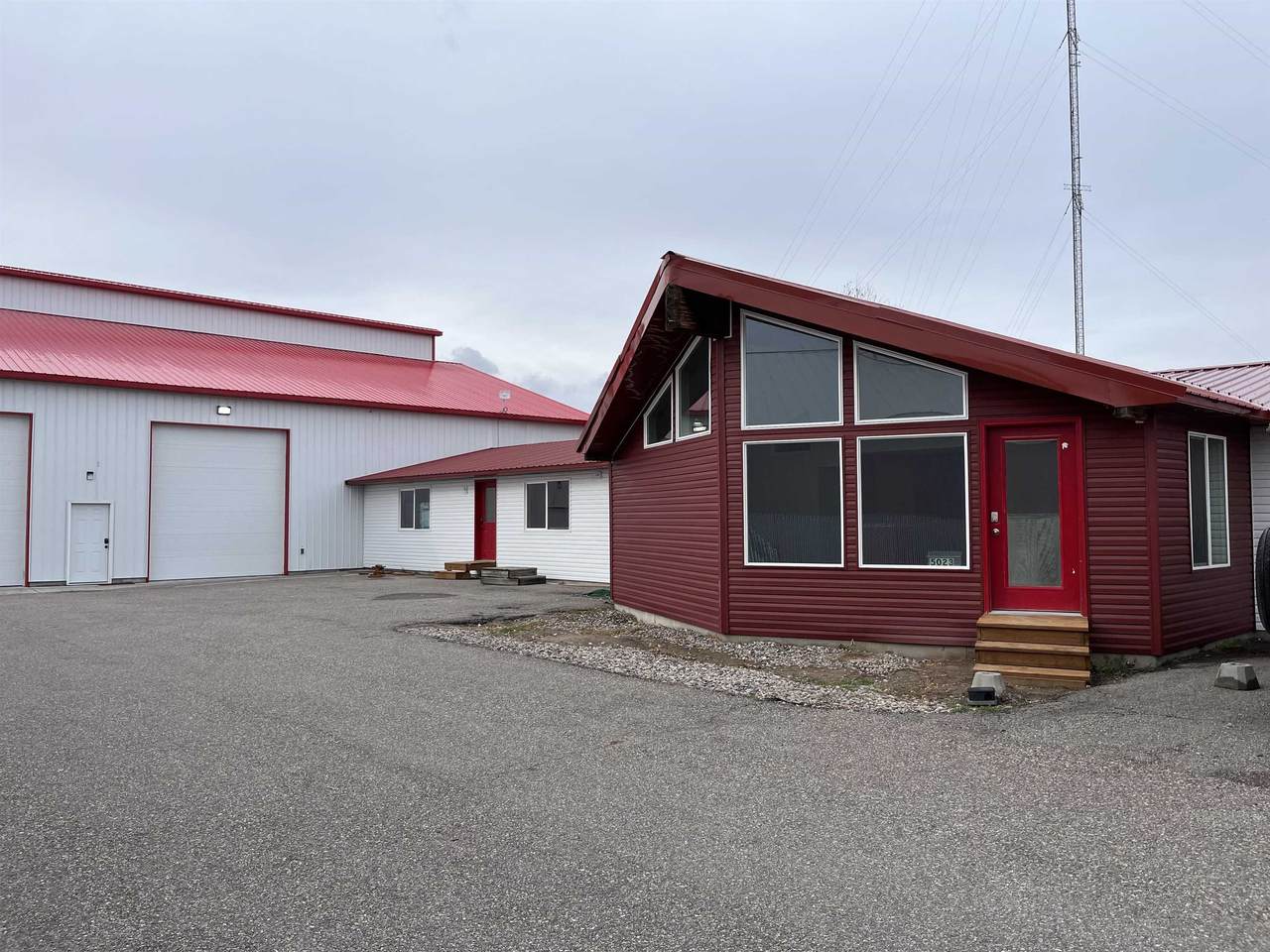 5023 Rainbow Lane - Photo 1