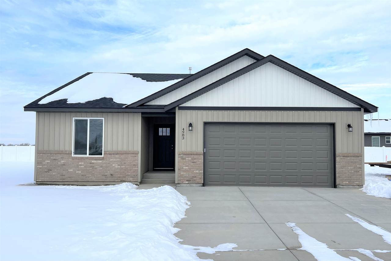 4983 Masterson Circle - Photo 1