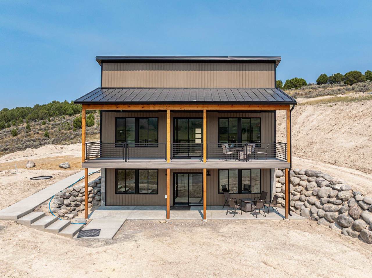 9616 Violet Way - Photo 1