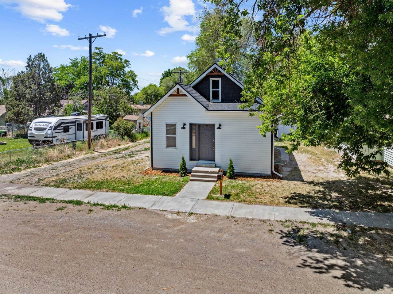 332 Arthur Street - Photo 1